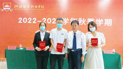 FA3EB2F405A7A41FEE83FB288AF50FEF