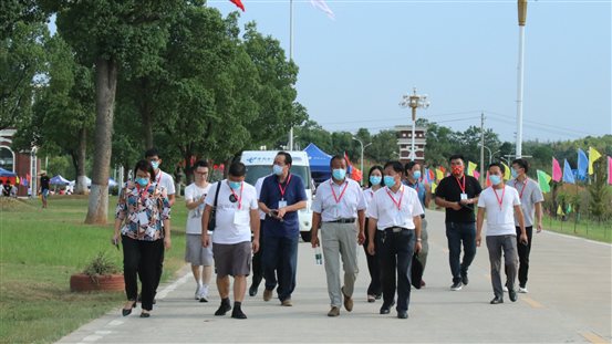 24E3D2A0BE762BD2342A1E116C7EA8CA