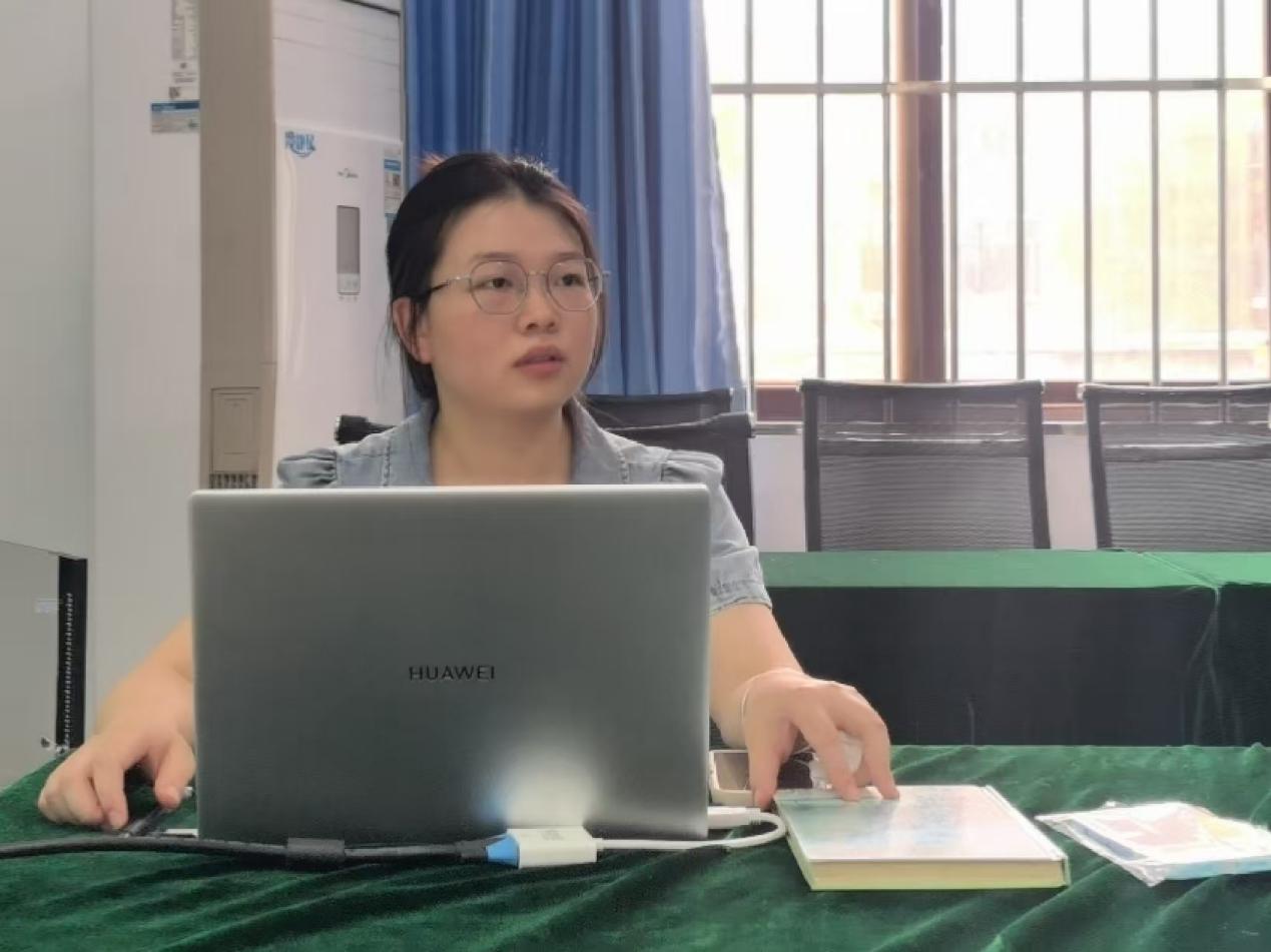 32f7084a1a04686d1bd88c9c71da8048