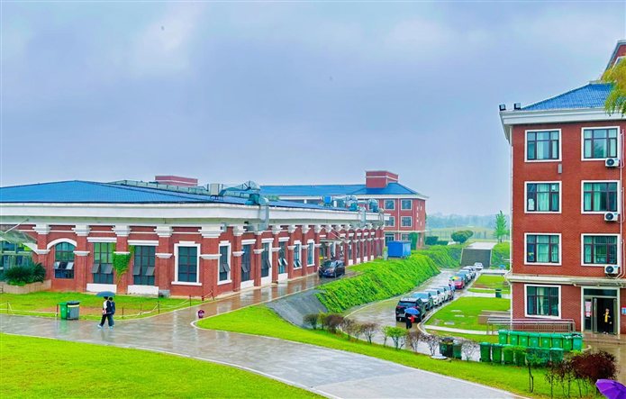 4a4bc03b6cd9c846db87dbff27c5b66